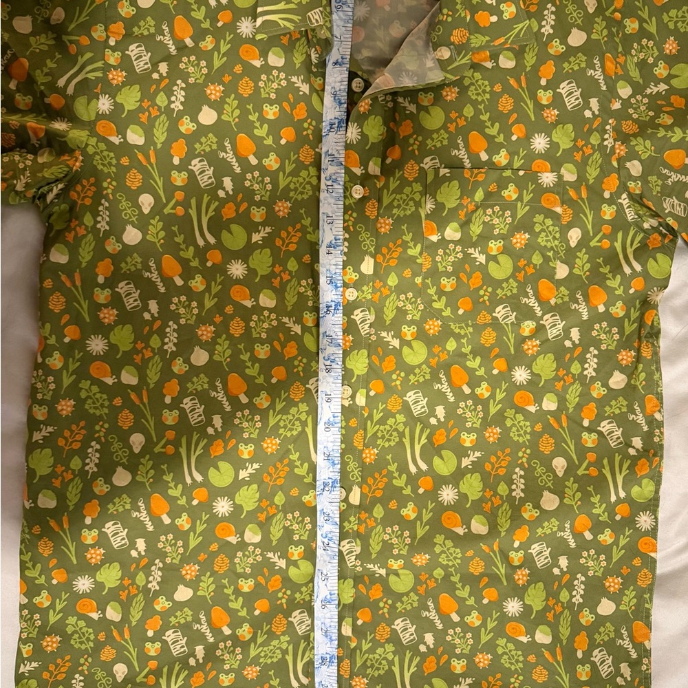 Carmico Printed Frog Button Up Shirt - Picture 3 of 5